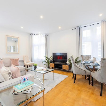 Block Of Apartments In Croydon ,Long Stays , Weekly & Monthly Offers , Contractors , Relocations , Leisure & Family Stays المظهر الخارجي الصورة